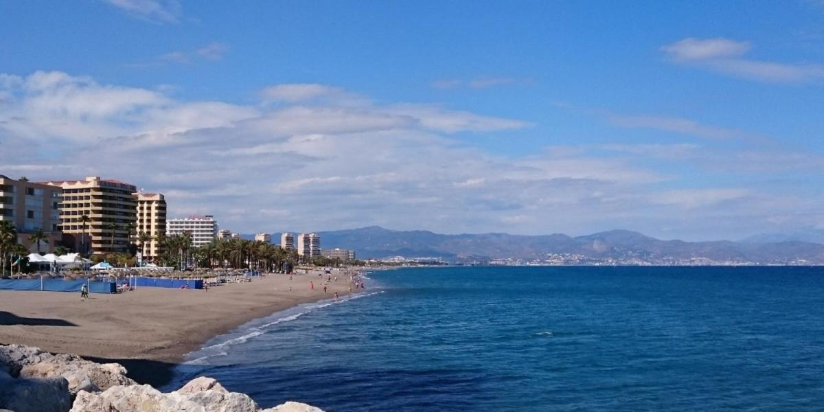 Apartamento Carole Playa Bajondillo Torremolinos Beach - Playa A 30 Segundos - Wifi - Parking - Terraza Appartement Buitenkant foto